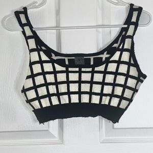 Small black and white plaid top